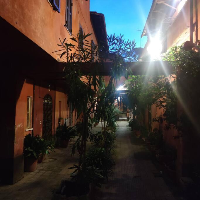 Julia Nel Cuore Di Trastevere Ρώμη Εξωτερικό φωτογραφία